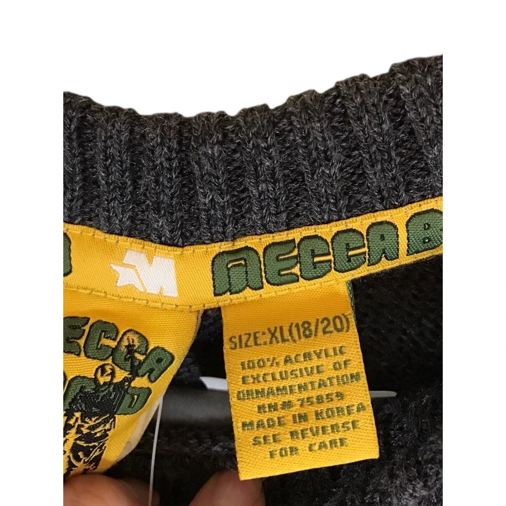 10th Anniv Mecca Sweater Men's Size Blk Gray Long Sleeve Free Beanie Y2K M 10-12